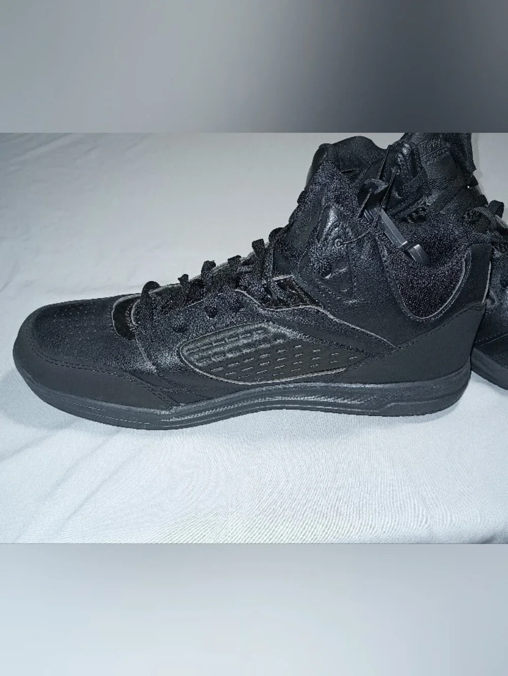 Tredsafe Hooper Men's High-Top Slip-Resistant Shoes